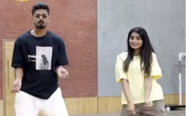 Shreyas Iyer and Shresta Iyer