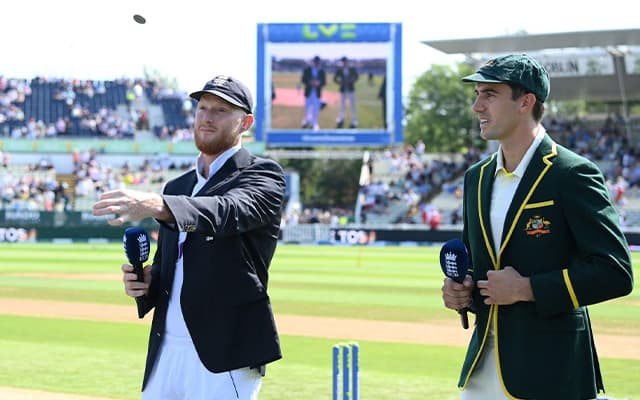 Ben Stokes (left) and Pat Cummins (right) at toss.