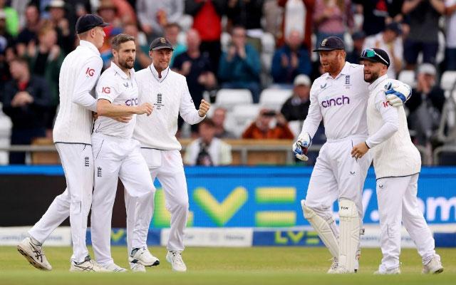 Chris Woakes and England Team