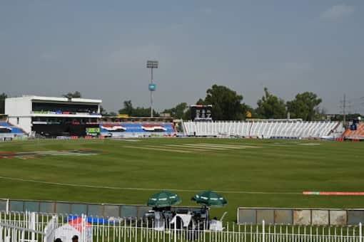 Free entry for fans for remainder of Rawalpindi Test