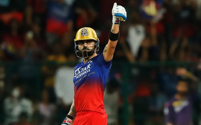 Twitter Reactions: Virat Kohli's batting brilliance steers RCB to 183