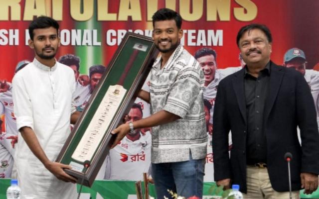 Bangladesh players receive winning bonus after historic series win in Pakistan