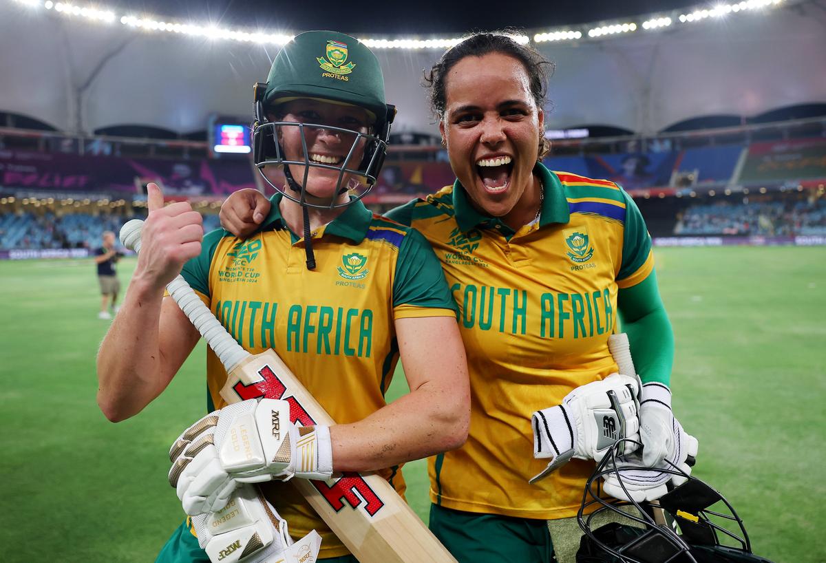 Twitter Reactions: Anneke Bosch blazes South Africa Women to famous victory against Australia Women