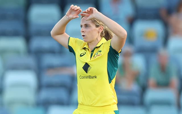 Sophie Molineux ruled out of ODI series against New Zealand Women due to knee injury