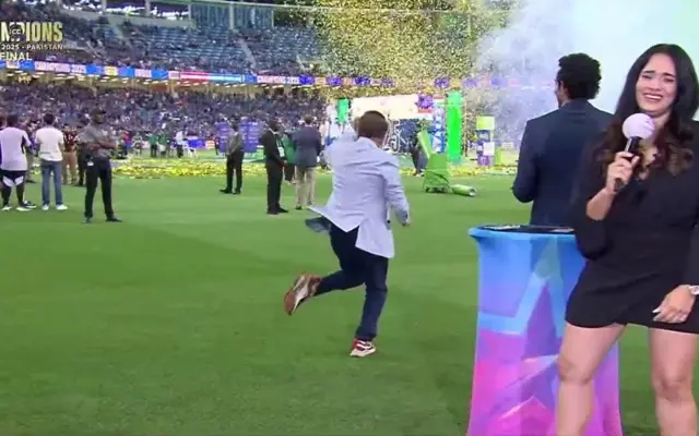 Watch: Sunil Gavaskar dances like kid in jubilation to celebrate India's Champions Trophy 2025 triumph