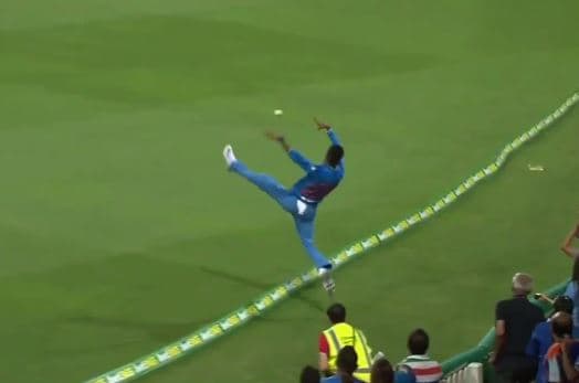 Hardik Pandya Six save