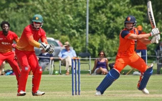 Netherlands v Zimbabwe