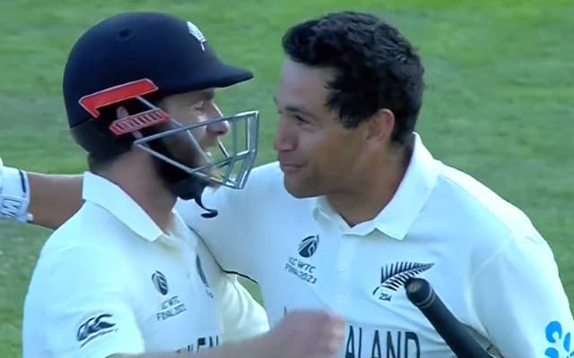 Kane Williamson and Ross Taylor celebrating