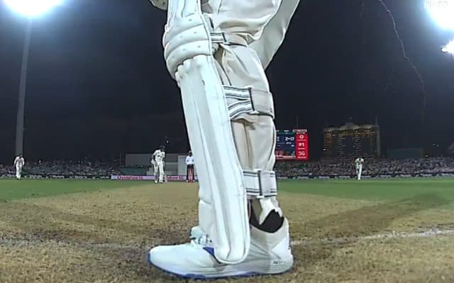 Lighting hits during second Ashes Test