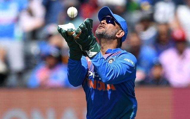 Asia Cup 2018: MS Dhoni becomes first Asian wicket-keeper to inflict 800  dismissals – India TV